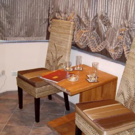 Family Fancy Hotell